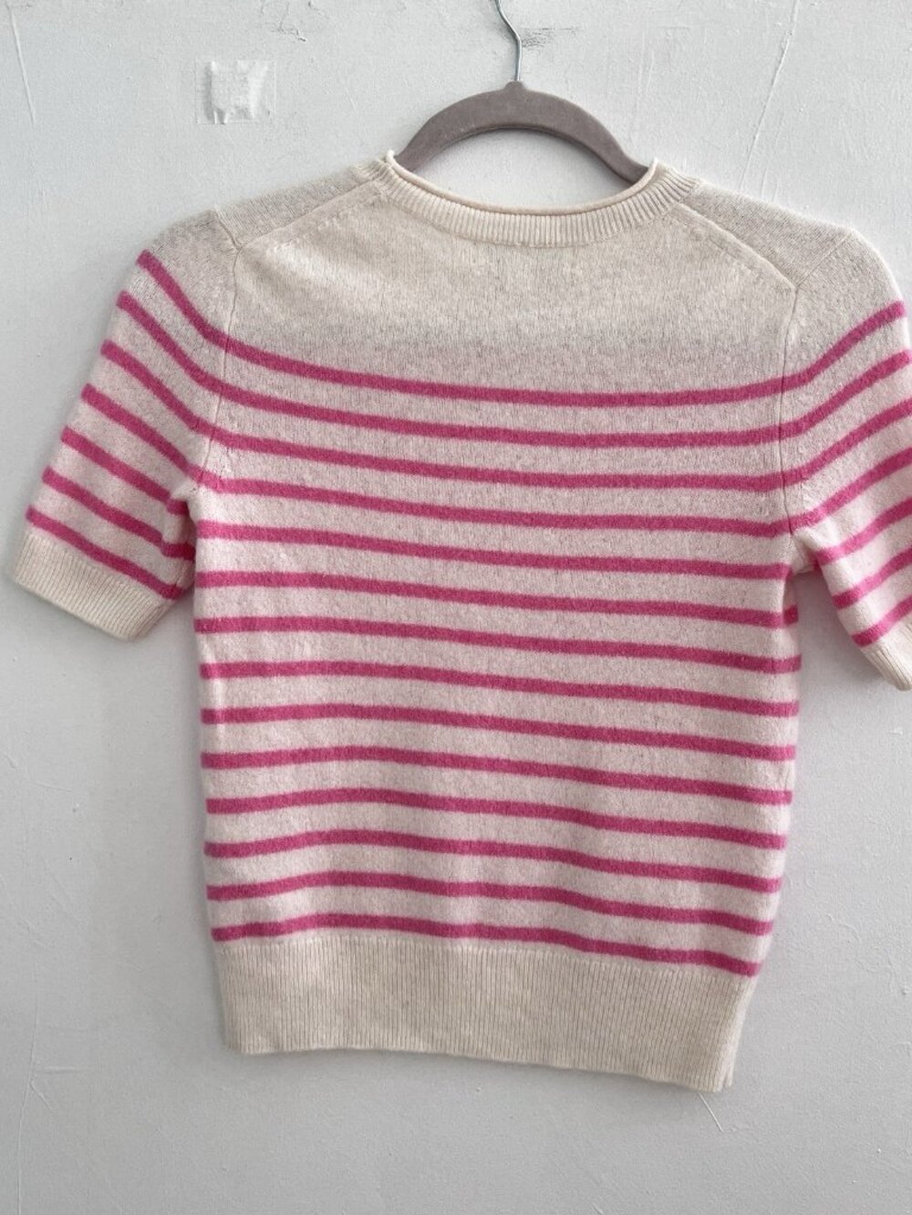 NEW Banana Republic 100% Cashmere Short Sleeve Sweater SMALL Striped PINK Cream - Picture 4 of 8